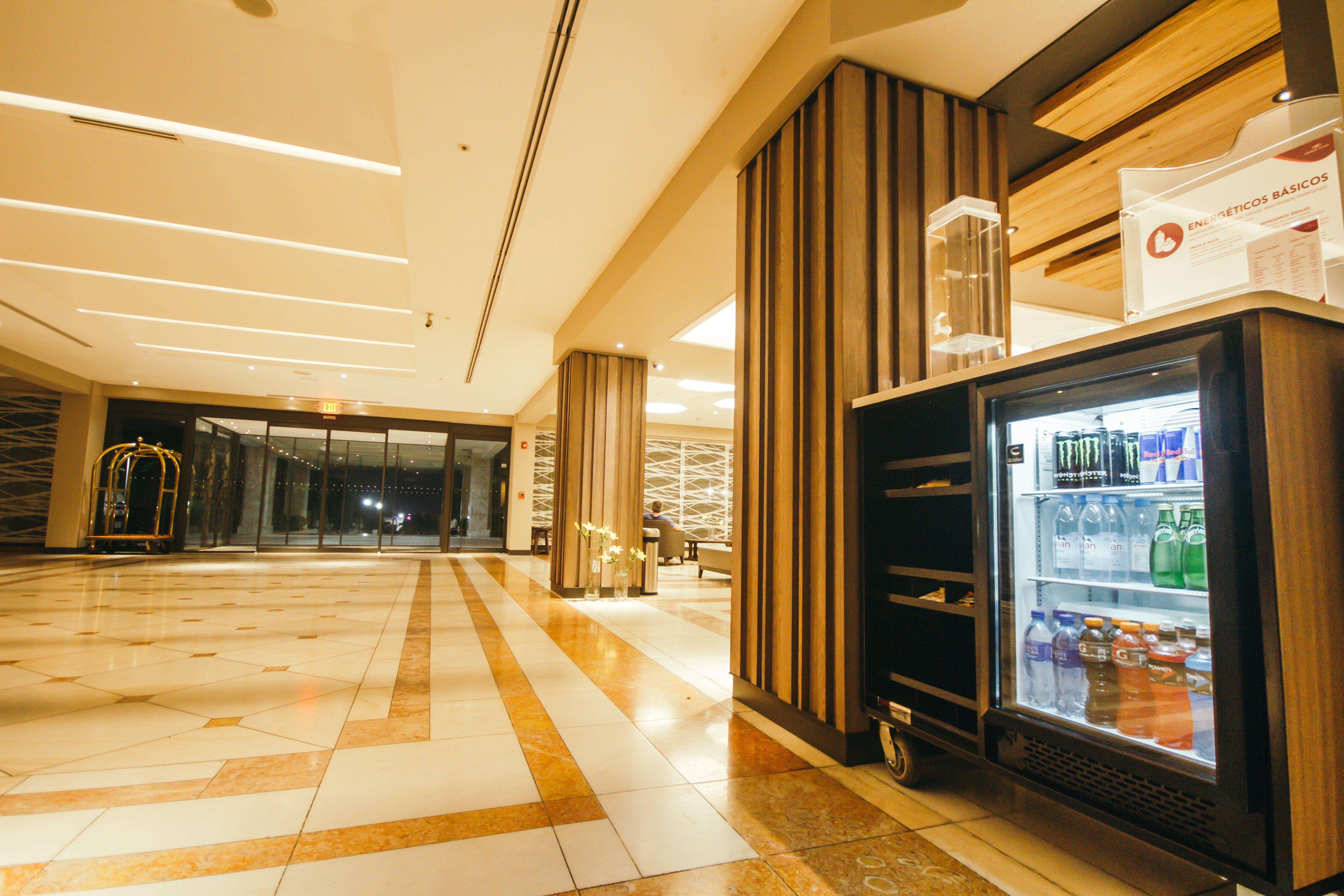 Отель Crowne Plaza Managua By Ihg Экстерьер фото