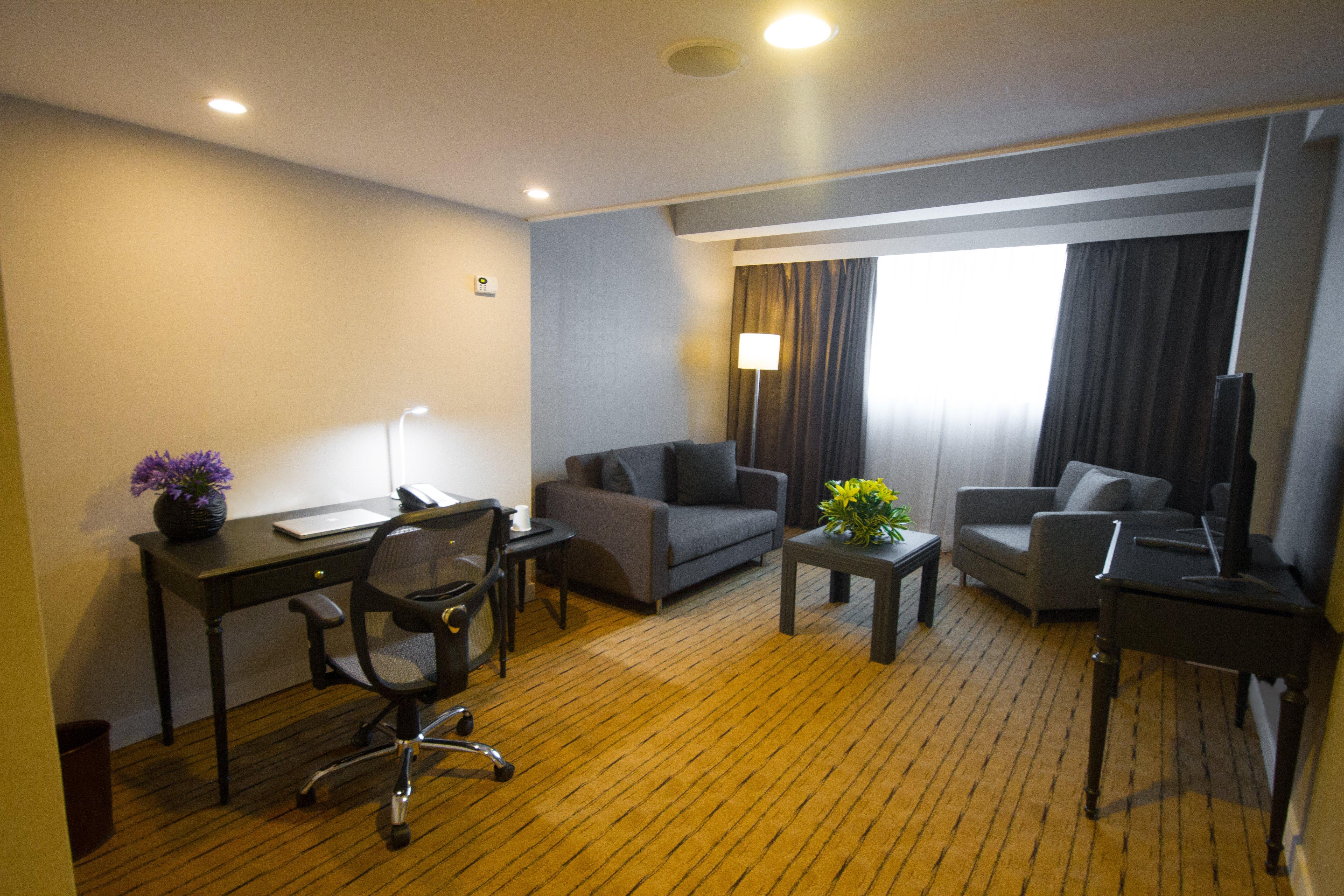 Отель Crowne Plaza Managua By Ihg Экстерьер фото