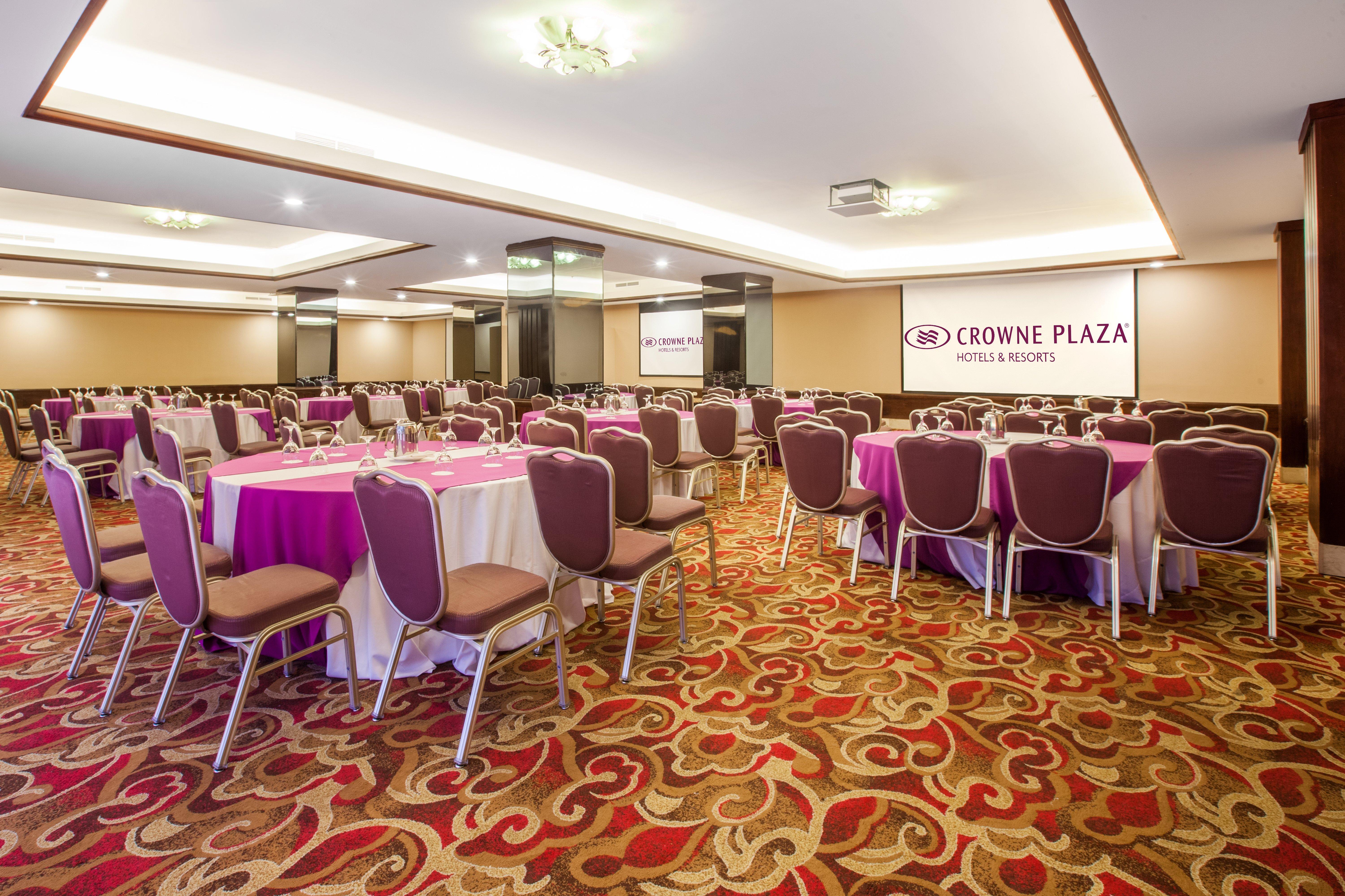 Отель Crowne Plaza Managua By Ihg Экстерьер фото