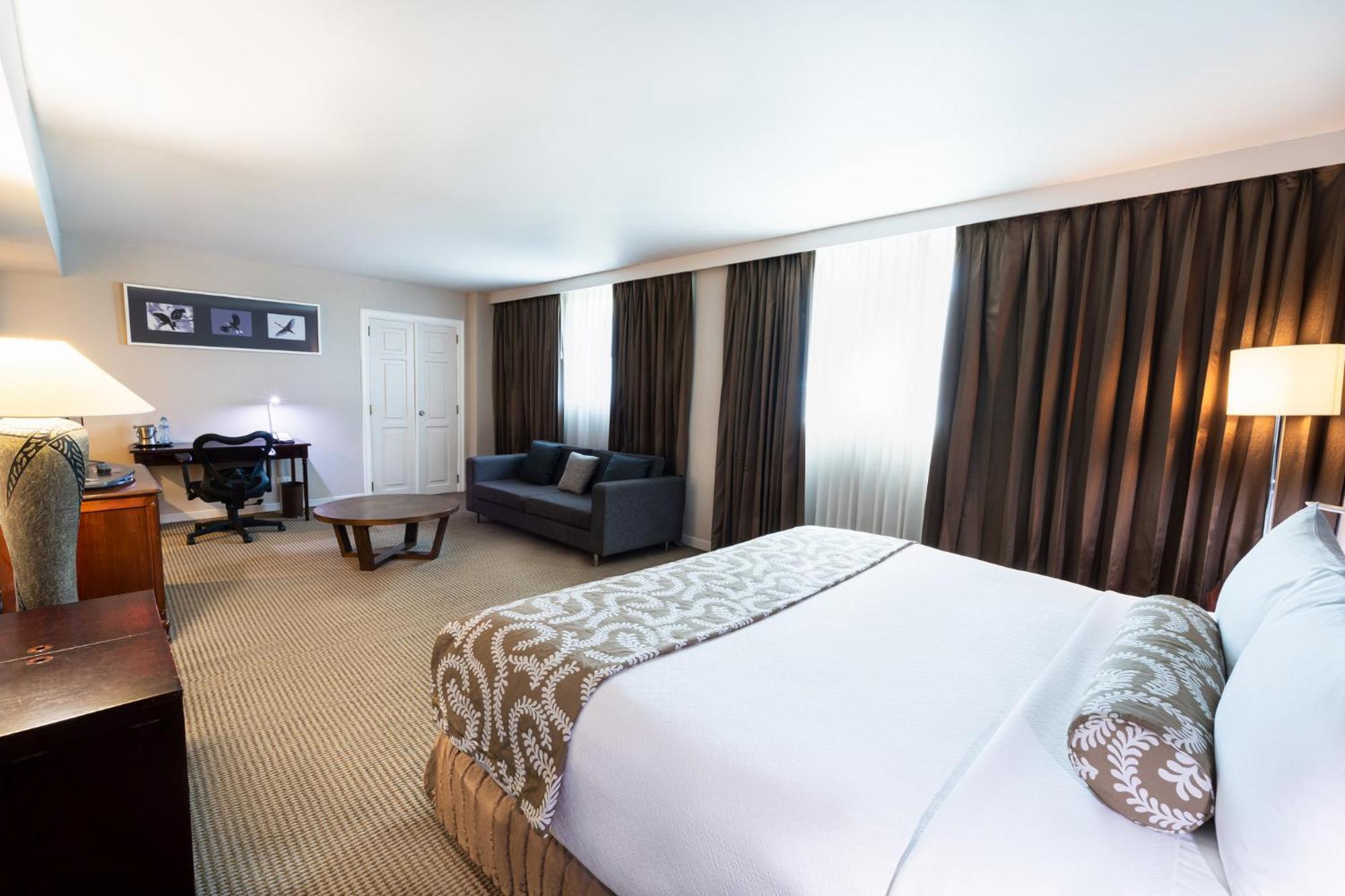 Отель Crowne Plaza Managua By Ihg Экстерьер фото
