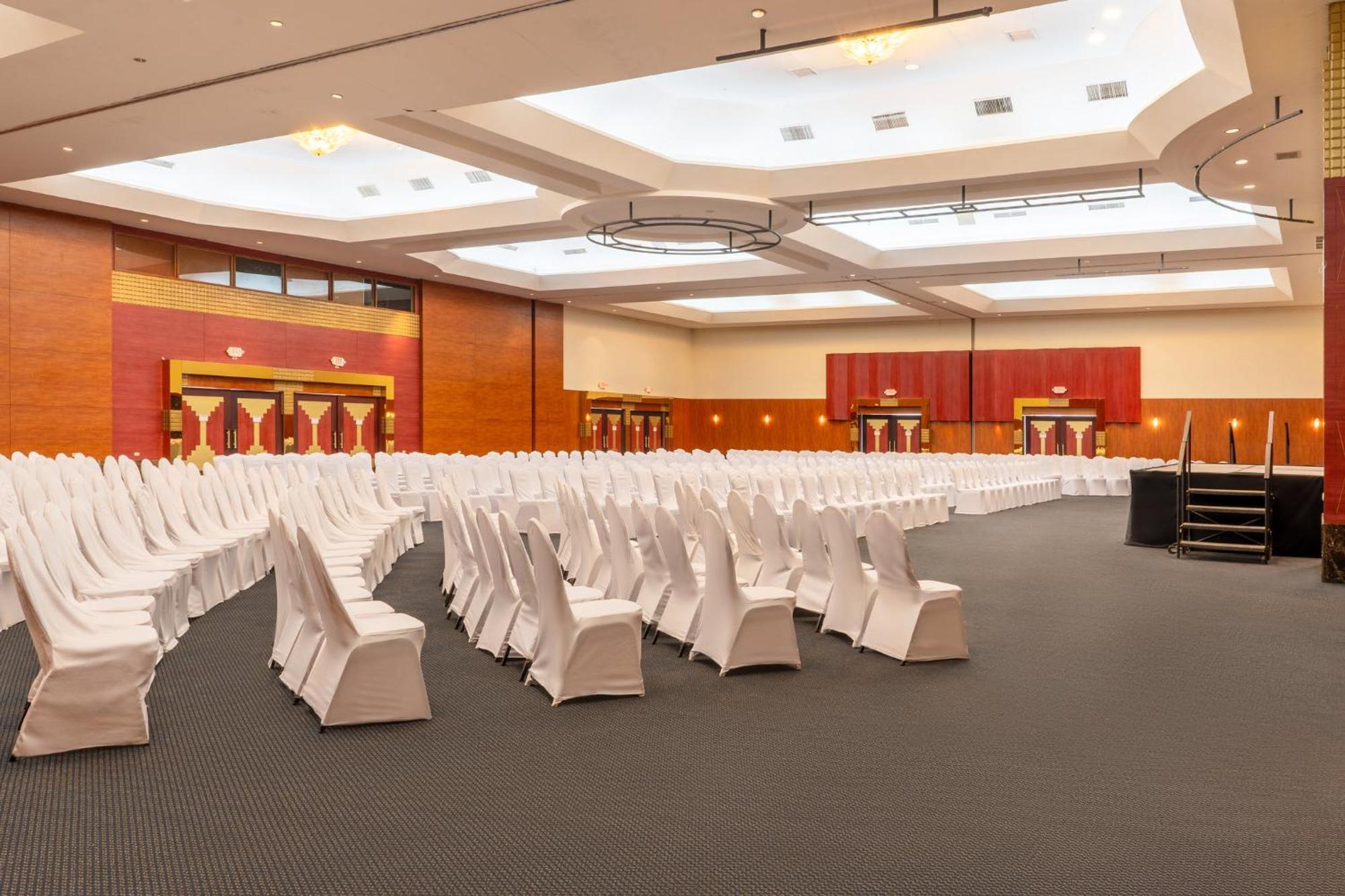 Отель Crowne Plaza Managua By Ihg Экстерьер фото